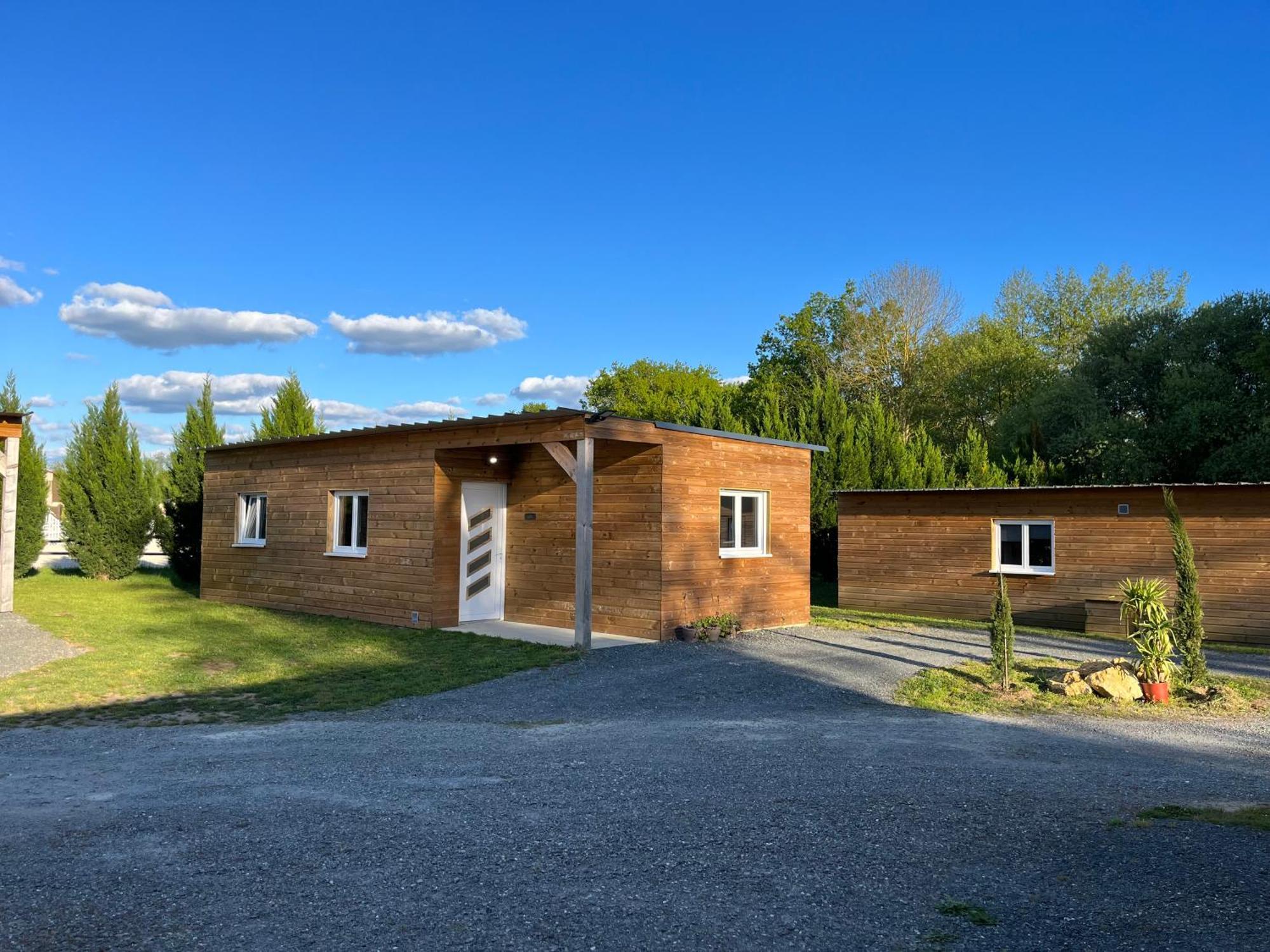 Les Chalets Du Mancel : Chalet Lulu - Bouleries Jump - 24H Du Mans Yvré-lʼÉvêque Eksteriør billede